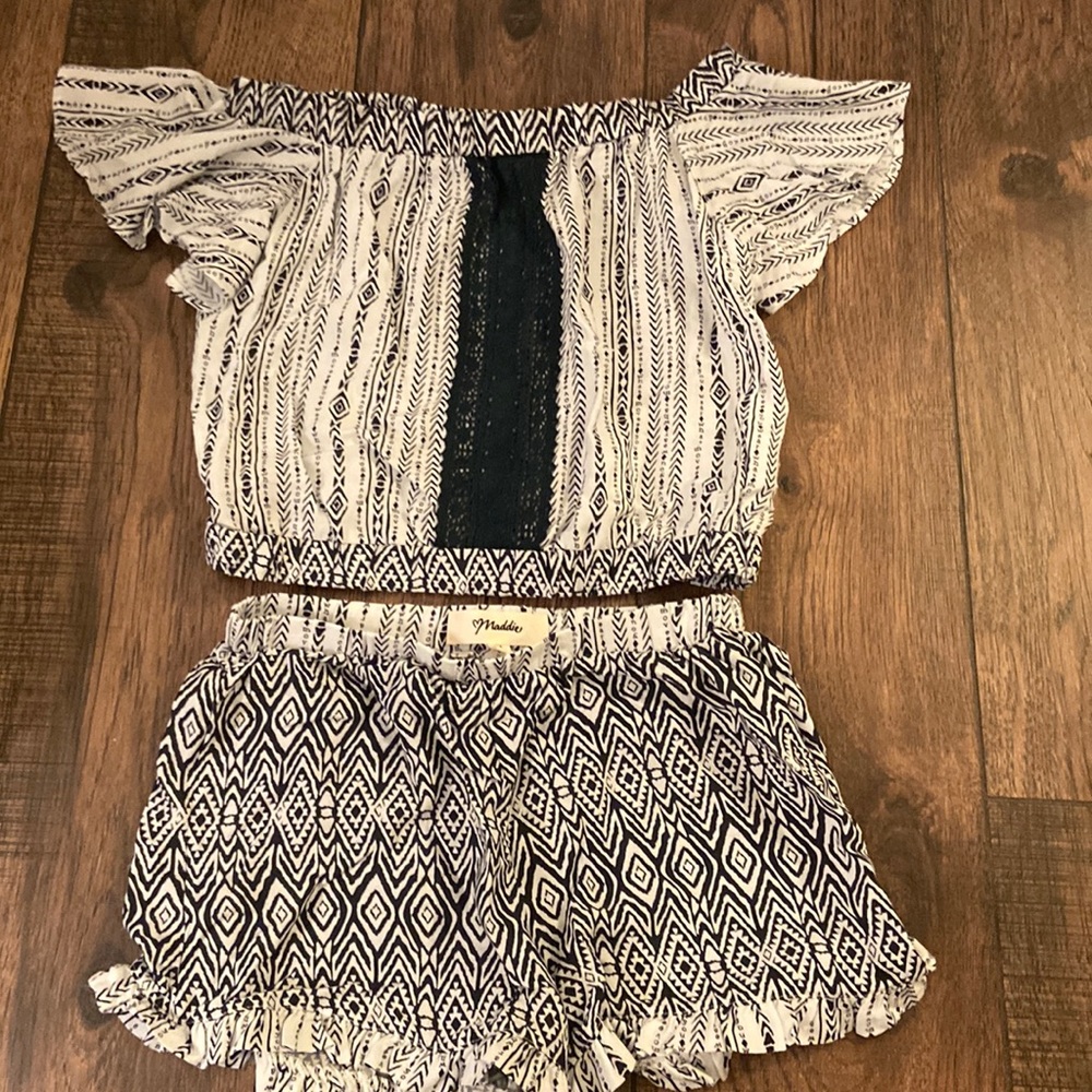 Girls top & shorts set